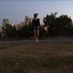 Meet your Posher, Avril